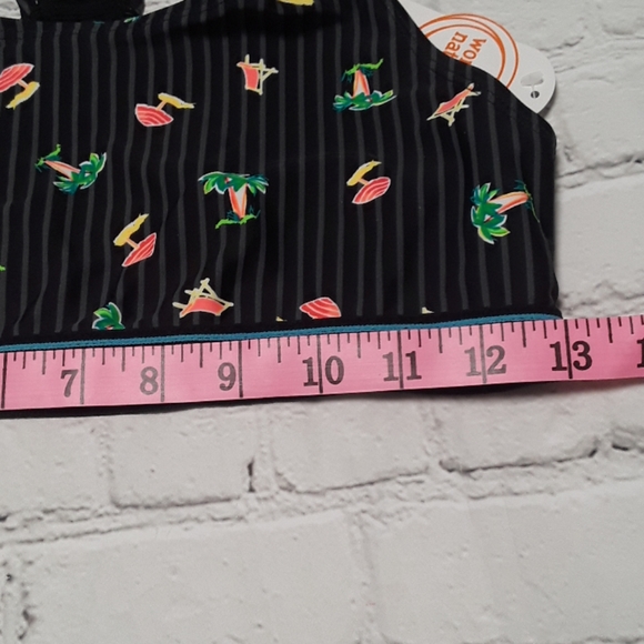 Wonder Nation Girl's 2 piece Bathing Suit. - Picture 6 of 7